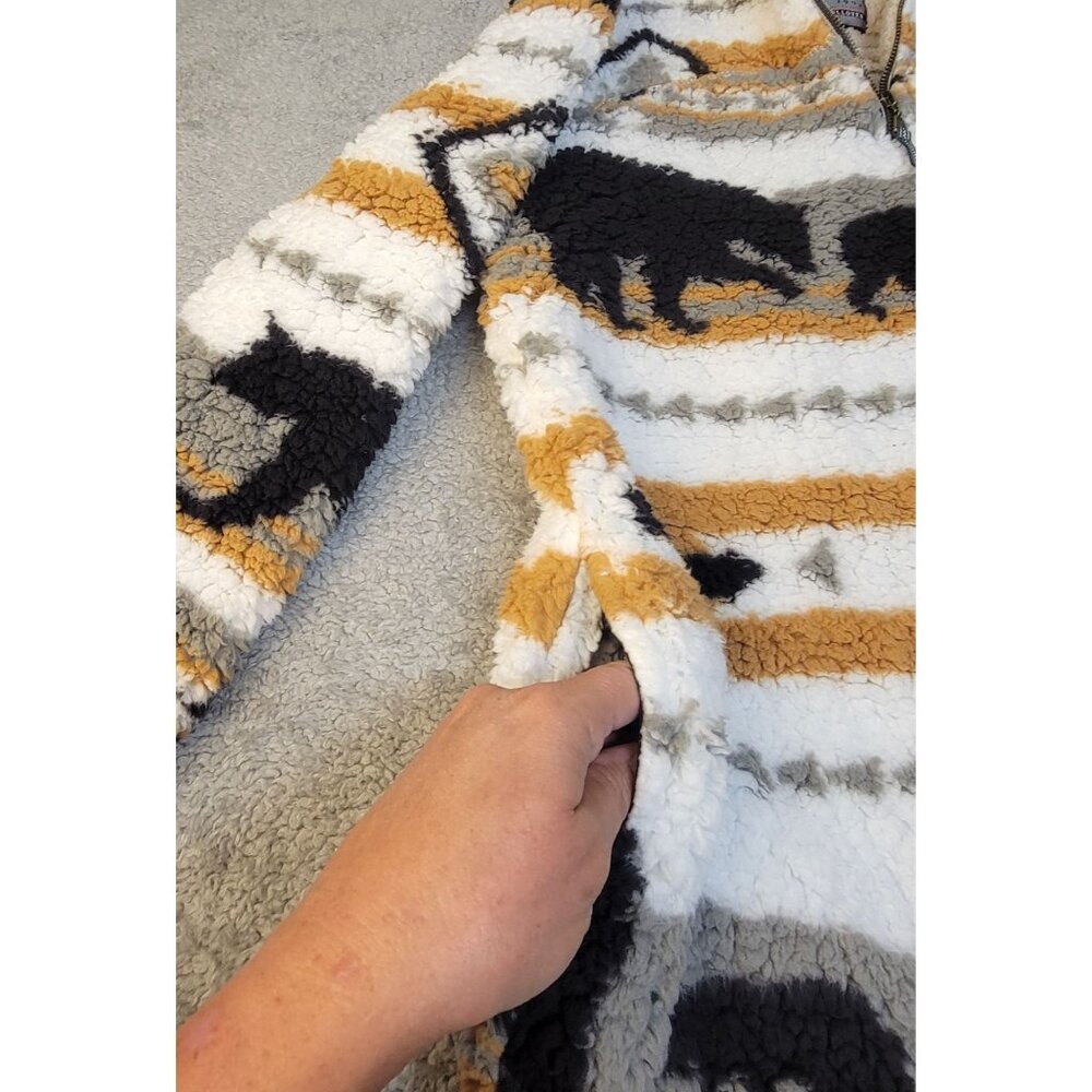 Cabin Fever by Ramatex Sherpa Pullover Bear Sweater - Picture 4 of 15
